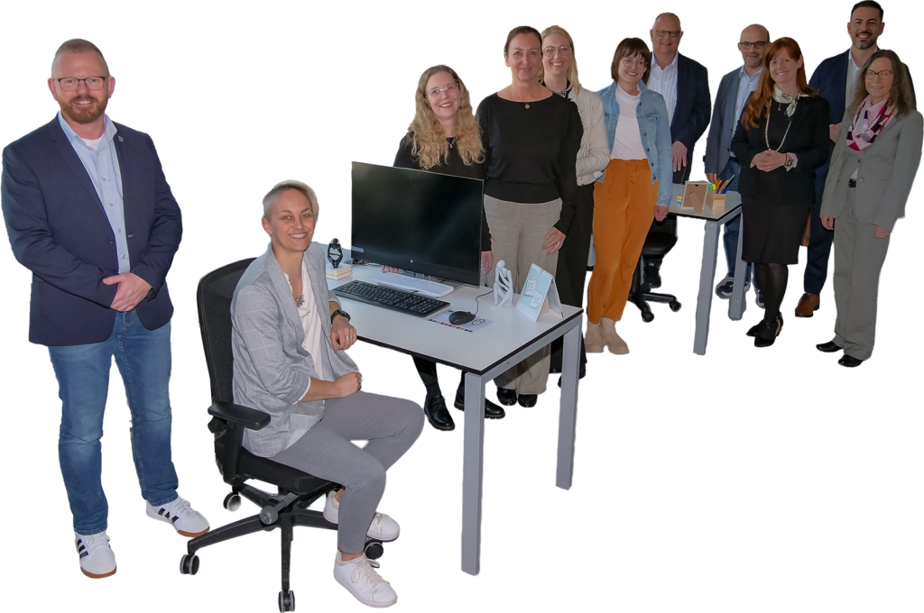 Bei der Eröffnung des MOHRITZ-Büros in Weitramsdorf: (von links) Hans Steinfelder, Katrin Kühne, Anja Pschirrer-Merzbacher, Anja Weber, Doreen Rottmann, Tina Pohl, Martin Stingl, Christian Neundörfer, Bianca Haischberger, Can Aydin und Gisela Rohde.